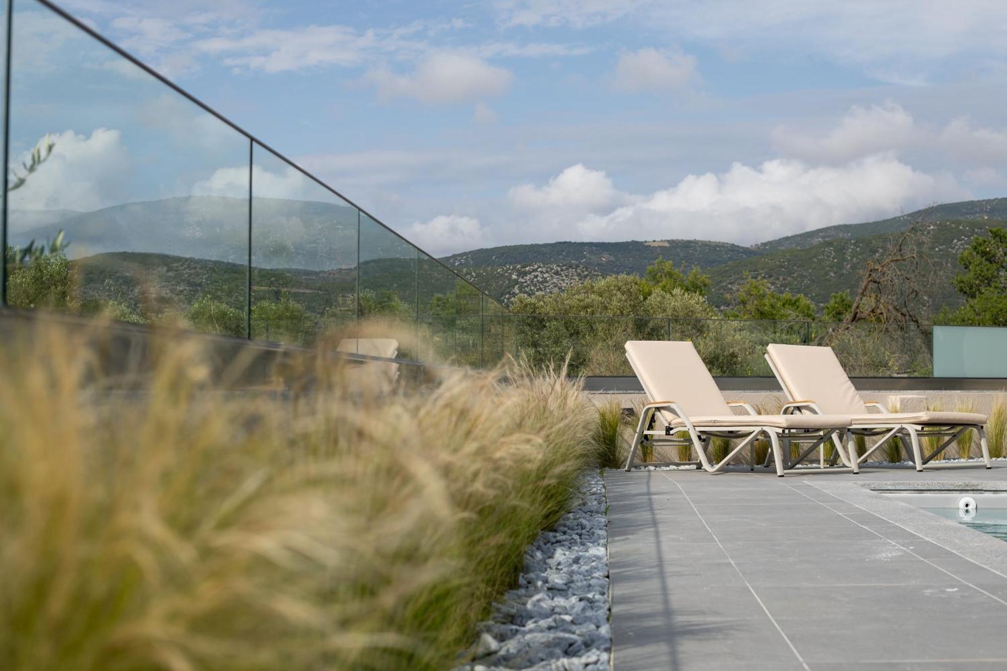 Onar - Luxury Villas อาร์กอสโตลี ภายนอก รูปภาพ