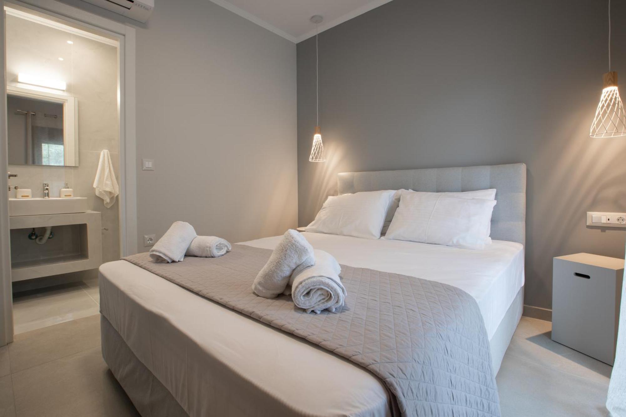 Onar - Luxury Villas อาร์กอสโตลี ภายนอก รูปภาพ